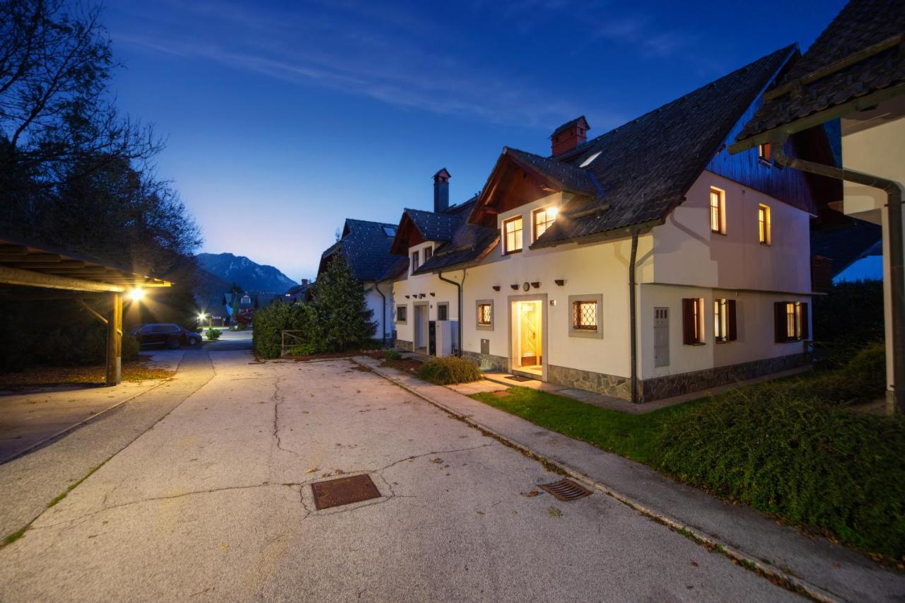 Apartmaji Potepuh Kranjska Gora Luaran gambar
